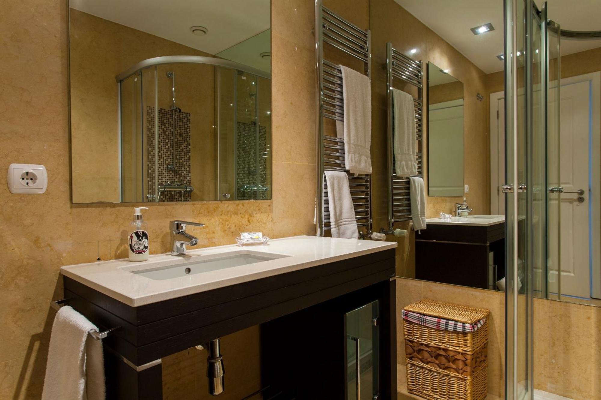 Joivy Stunning Design In Chiado Appartement *